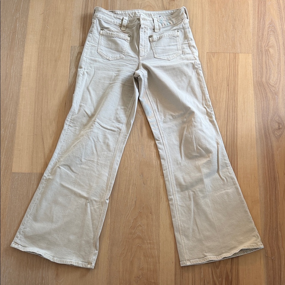 American Eagle Wide Leg Khaki Jeans 6 Long